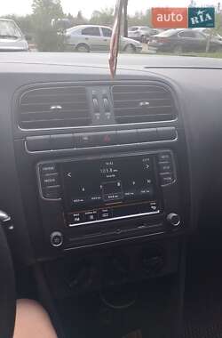 Хэтчбек Volkswagen Polo 2011 в Ивано-Франковске