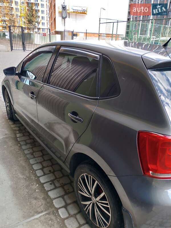 Хетчбек Volkswagen Polo 2011 в Івано-Франківську