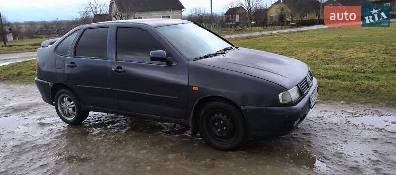 Седан Volkswagen Polo 1998 в Рожнятове