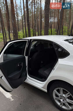 Седан Volkswagen Polo 2013 в 
