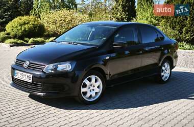 Седан Volkswagen Polo 2013 в 