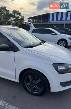Хетчбек Volkswagen Polo 2010 в 