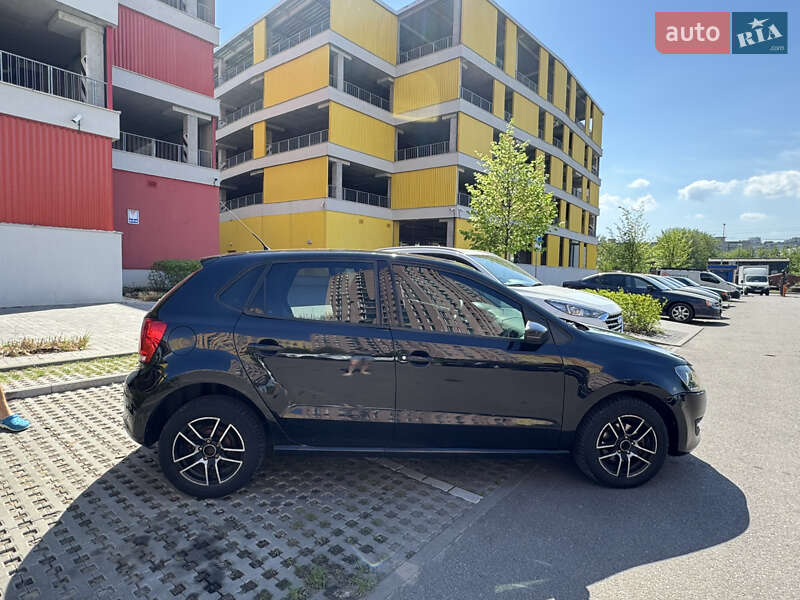 Хетчбек Volkswagen Polo 2010 в Києві
