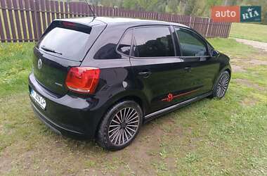 Хэтчбек Volkswagen Polo 2011 в 