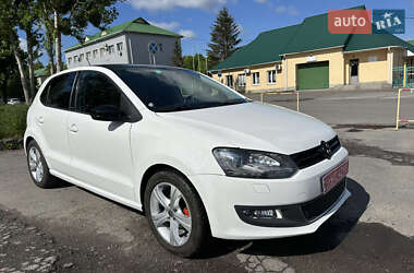 Хэтчбек Volkswagen Polo 2011 в 