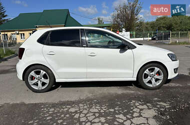 Хэтчбек Volkswagen Polo 2011 в 