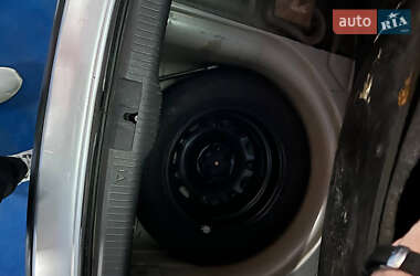 Хетчбек Volkswagen Polo 2002 в 