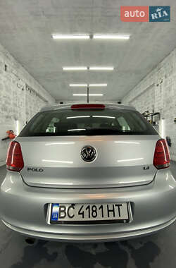 Хетчбек Volkswagen Polo 2012 в 