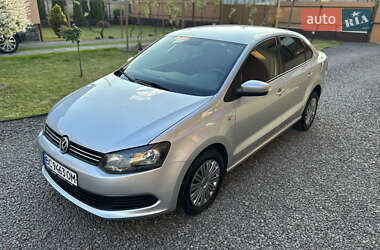 Седан Volkswagen Polo 2011 в 