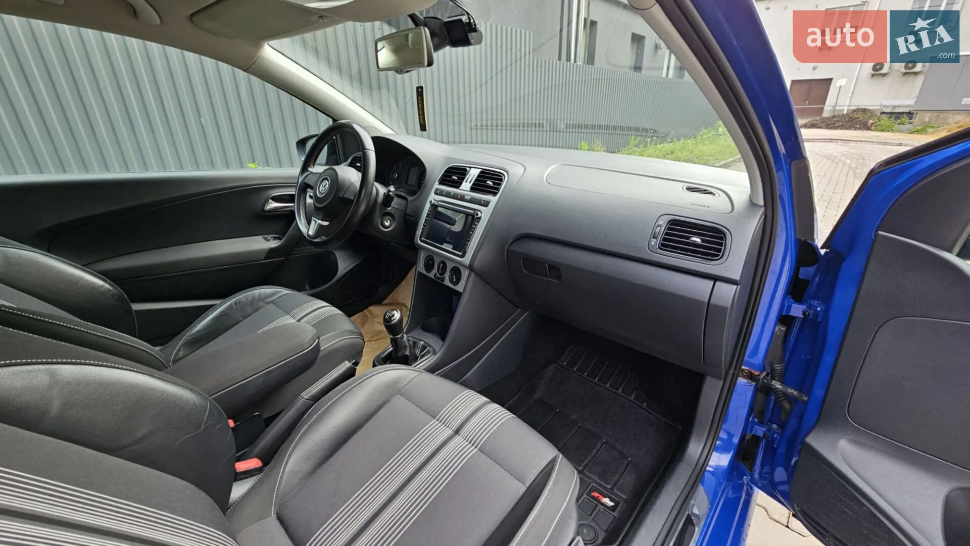 2012 Volkswagen Polo - мініатюра 16