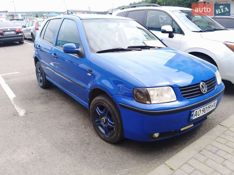 Хэтчбек Volkswagen Polo 2000 в Мукачево
