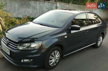 Седан Volkswagen Polo 2016 в Яготині