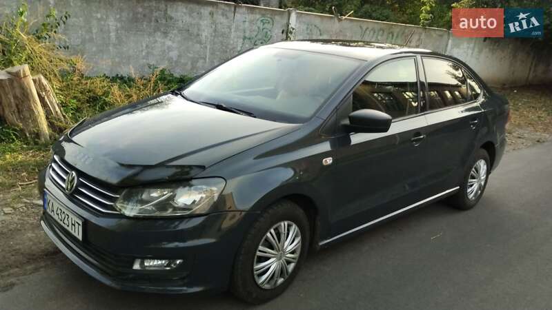 Седан Volkswagen Polo 2016 в 