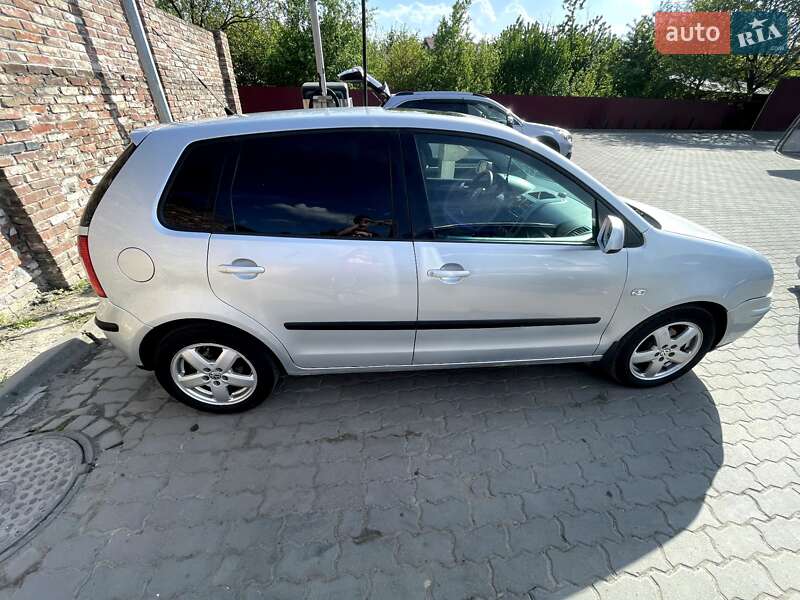 Хэтчбек Volkswagen Polo 2001 в Львове