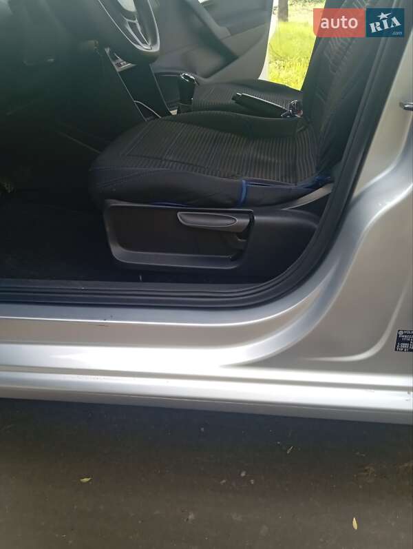 Седан Volkswagen Polo 2018 в Тростянце