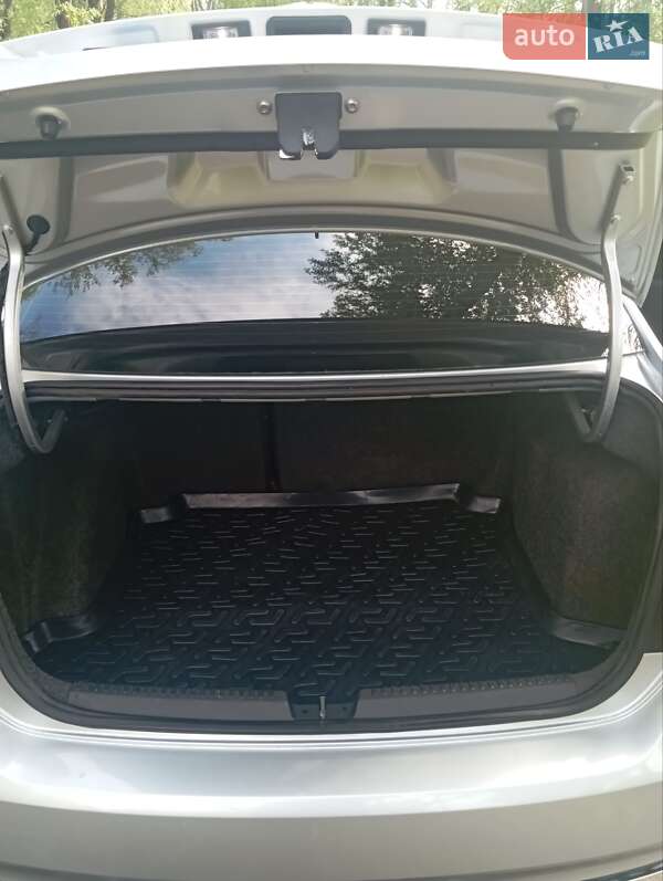 Седан Volkswagen Polo 2018 в Тростянце