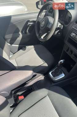 Хэтчбек Volkswagen Polo 2012 в 