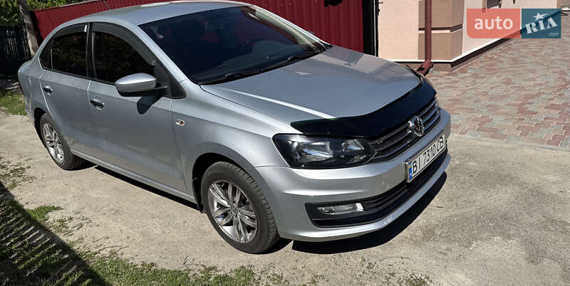 Седан Volkswagen Polo 2016 в 