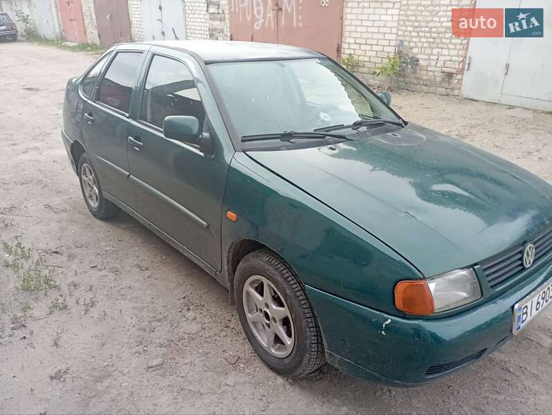 Седан Volkswagen Polo 1996 в Харкові