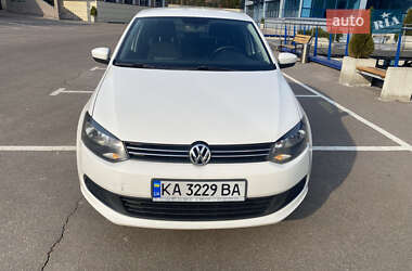 Седан Volkswagen Polo 2013 в Киеве