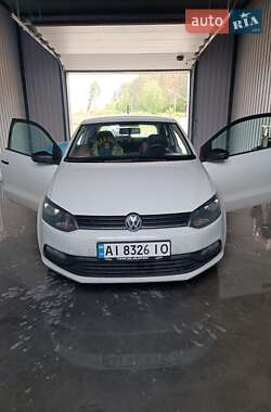 Хэтчбек Volkswagen Polo 2015 в 