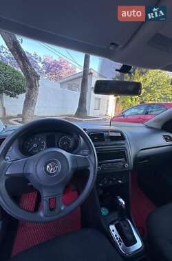 Хэтчбек Volkswagen Polo 2013 в 