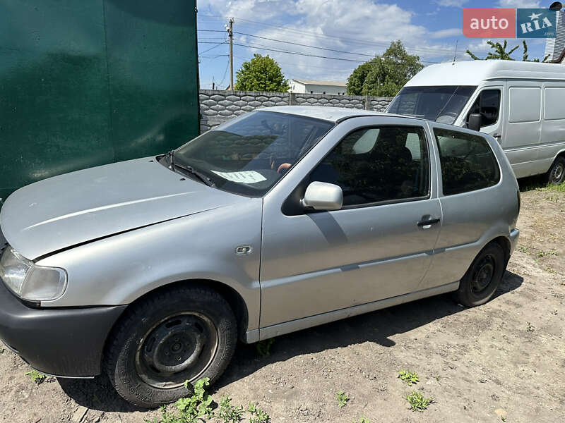 Хетчбек Volkswagen Polo 2001 в Глобиному