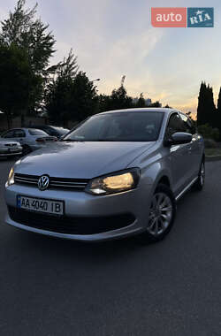 Седан Volkswagen Polo 2011 в Киеве