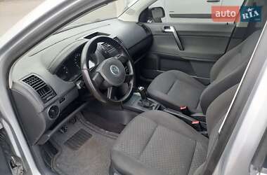 Хэтчбек Volkswagen Polo 2003 в 