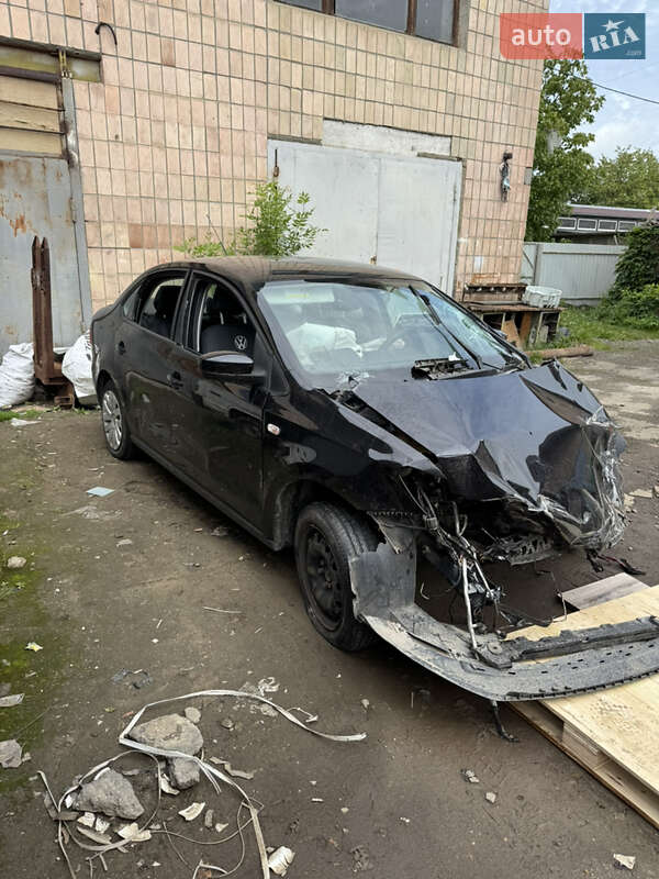 Седан Volkswagen Polo 2012 в Івано-Франківську