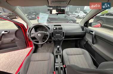 Хетчбек Volkswagen Polo 2008 в 