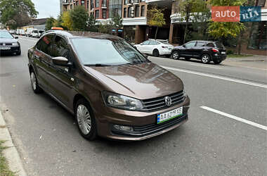 Седан Volkswagen Polo 2017 в Киеве