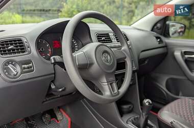 Седан Volkswagen Polo 2013 в 