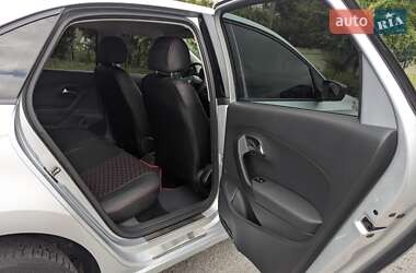 Седан Volkswagen Polo 2013 в 