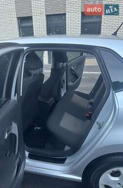 Хетчбек Volkswagen Polo 2012 в 