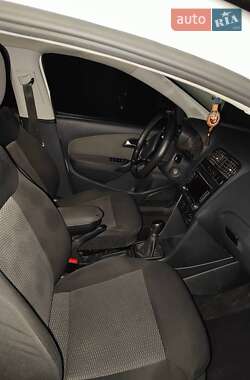 Хетчбек Volkswagen Polo 2012 в 