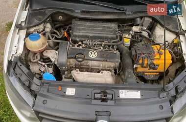 Хетчбек Volkswagen Polo 2012 в 