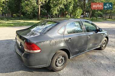 Седан Volkswagen Polo 2012 в 
