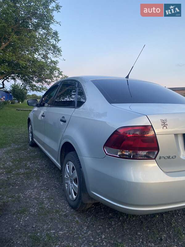 Седан Volkswagen Polo 2011 в Миргороде