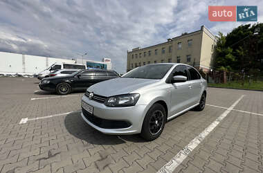 Седан Volkswagen Polo 2011 в Чернигове