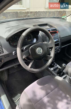 Хетчбек Volkswagen Polo 2003 в 