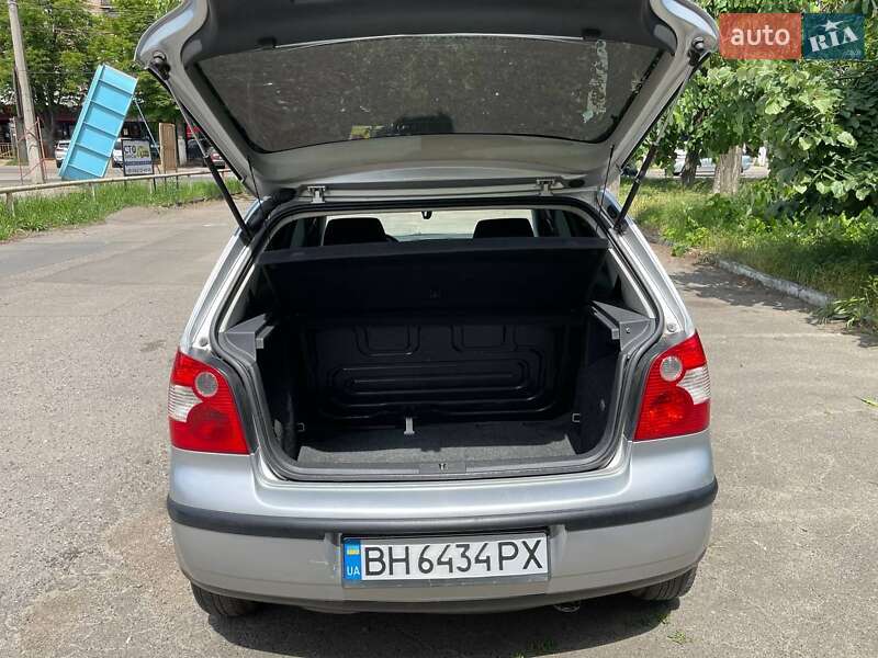 Хетчбек Volkswagen Polo 2003 в Одесі