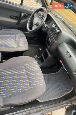Хэтчбек Volkswagen Polo 1991 в 