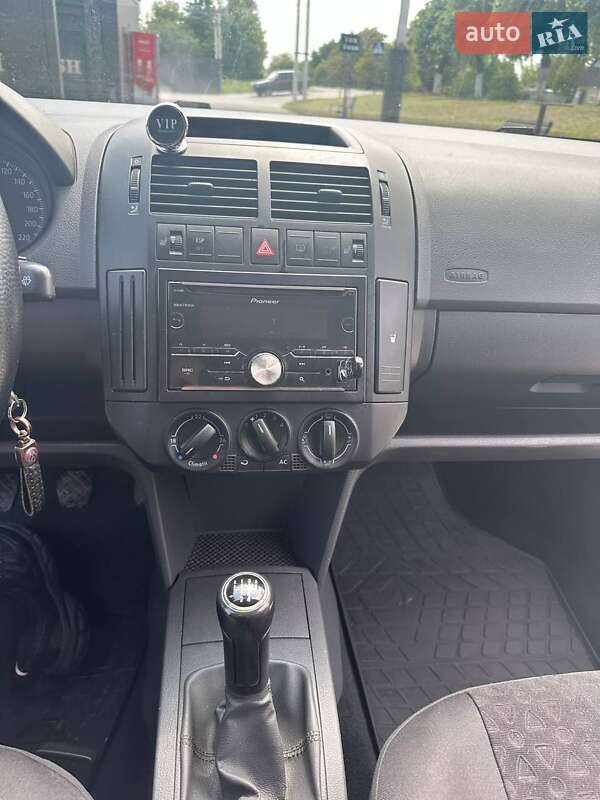 Хетчбек Volkswagen Polo 2007 в Ярмолинцях