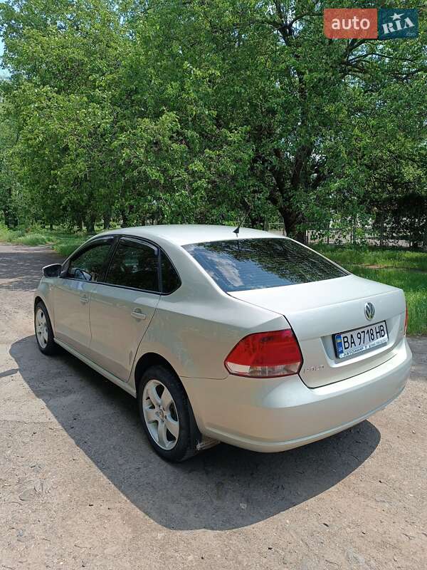 Седан Volkswagen Polo 2011 в Кривому Розі