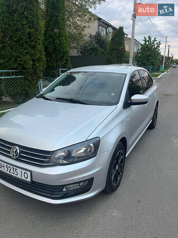 Седан Volkswagen Polo 2016 в Здолбунове