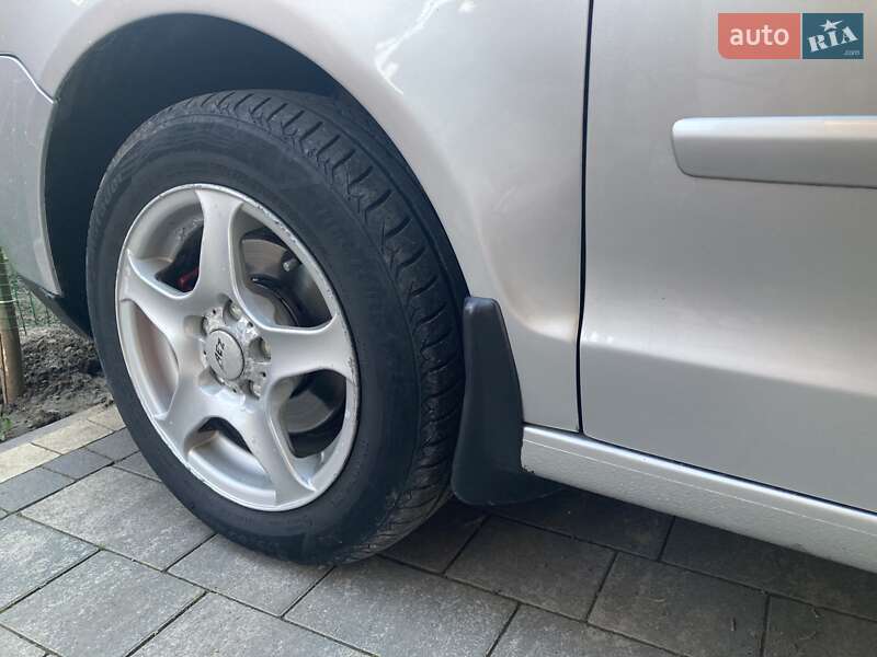 Хетчбек Volkswagen Polo 2002 в Ходореві