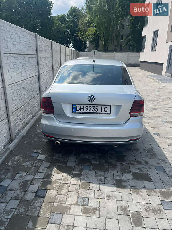 Седан Volkswagen Polo 2016 в Здолбунове