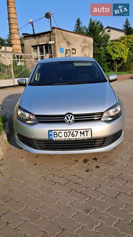 Седан Volkswagen Polo 2013 в 