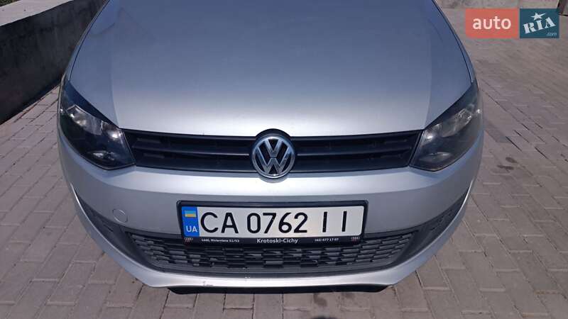 Хэтчбек Volkswagen Polo 2010 в Корсуне-Шевченковском